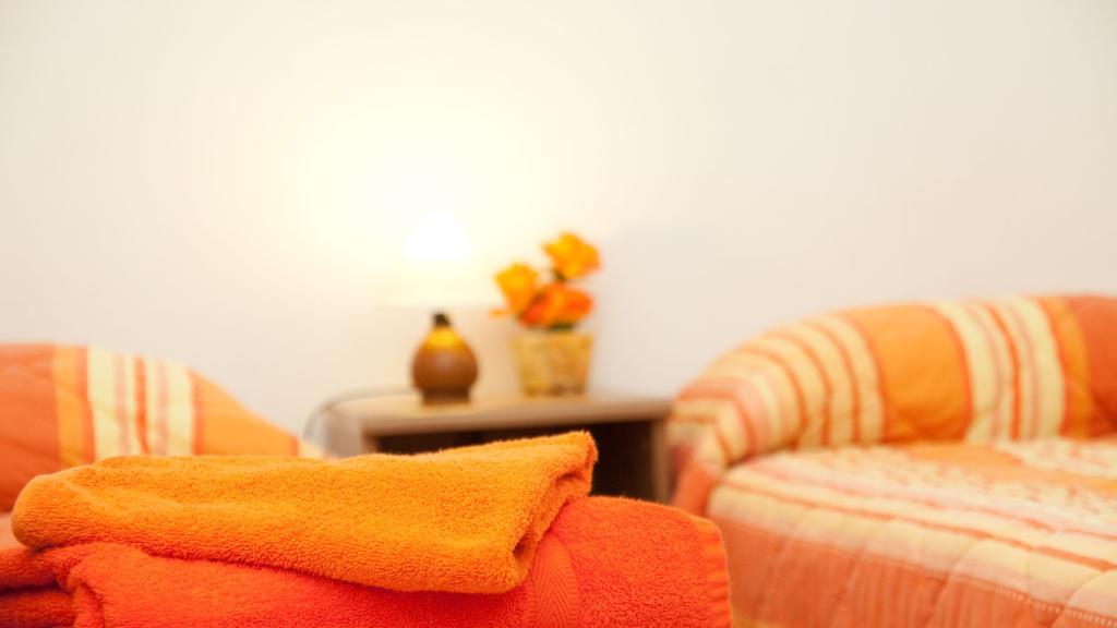 Rental In Rome Celeste Apartment Room photo