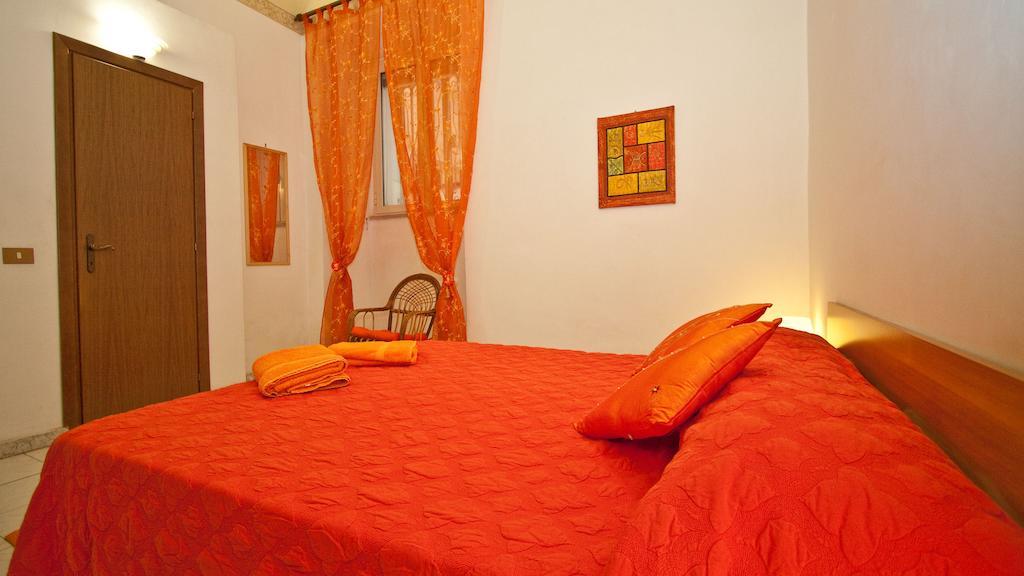 Rental In Rome Celeste Apartment Room photo